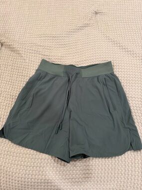 lululemon athletica Women's Sage Green Drawcord Athletic Shorts